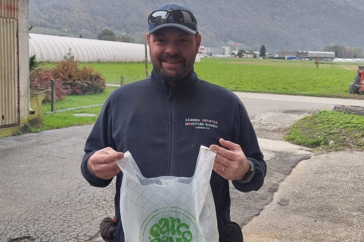 I sacchetti bio-compostabili per la vendita diretta